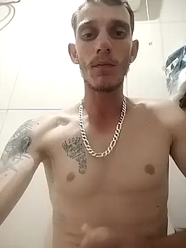 Snapshot of polacaao chatting on March 29, 2:22 am polacaao online show from March 29, 2:22 am