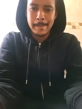 Snapshot of DrEazyDick chatting on June 23, 12:14 pm DrEazyDick online show from June 23, 12:14 pm