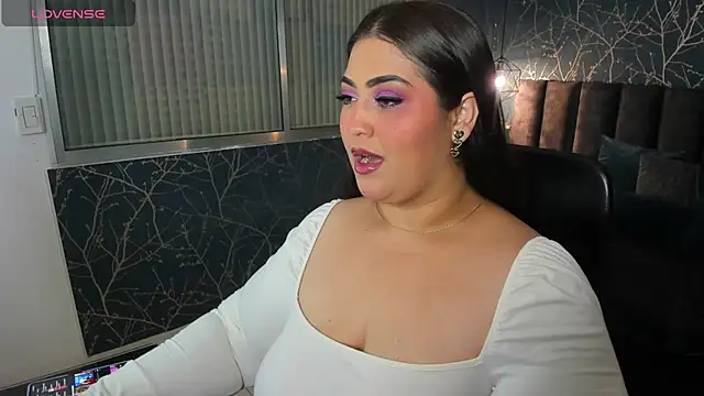 Snapshot of Charlottxl chatting on March 31, 3:30 am Charlottxl online show from March 31, 3:30 am