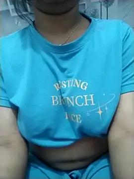 Snapshot of Chandrika_Yadav chatting on March 13, 8:48 pm Chandrika Yadav online show from March 13, 8:48 pm