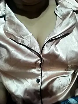 Snapshot of Chandrika_Yadav chatting on March 30, 8:26 am Chandrika Yadav online show from March 30, 8:26 am