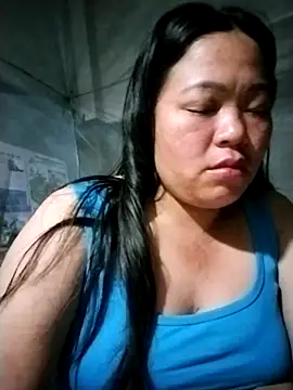 Snapshot of Min-in chatting on April 3, 6:50 pm Min-in online show from April 3, 6:50 pm