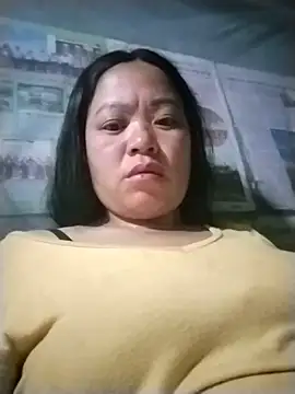 Snapshot of Min-in chatting on May 13, 9:55 pm Min-in online show from May 13, 9:55 pm