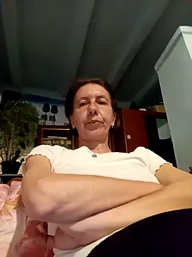 Tania9876 online show from May 11, 8:17 pm