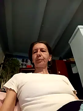 Tania9876 online show from May 16, 6:39 pm