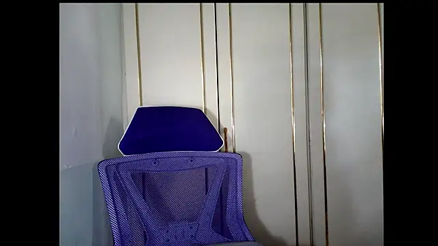 Snapshot of baby_shy69 chatting on April 6, 4:46 am baby shy69 online show from April 6, 4:46 am