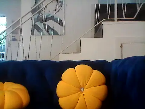 Snapshot of Thickdarkbby chatting on April 5, 1:52 pm Thickdarkbby online show from April 5, 1:52 pm