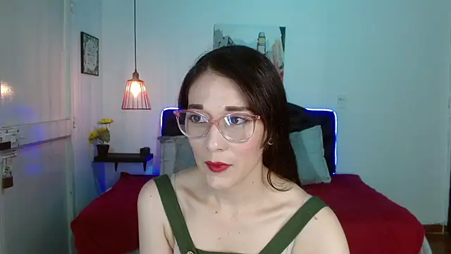 Mylu xx online show from April 28, 1:27 pm