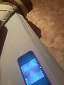 Snapshot of mrweed26 chatting on March 23, 10:03 pm mrweed26 online show from March 23, 10:03 pm