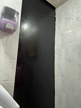 Snapshot of nami_rosee chatting on March 10, 7:19 pm nami rosee online show from March 10, 7:19 pm