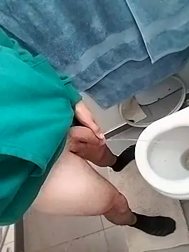 Snapshot of LiL-DRapXXX chatting on March 31, 10:37 am LiL-DRapXXX online show from March 31, 10:37 am