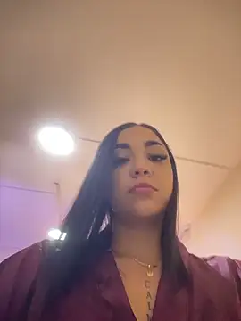 Snapshot of Farah_Stone chatting on March 25, 12:11 pm Farah Stone online show from March 25, 12:11 pm