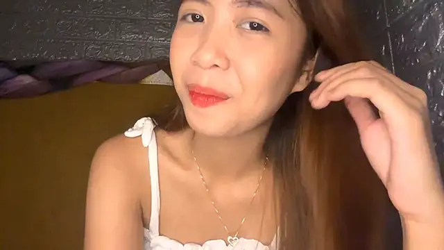 Snapshot of EunaBarretto chatting on March 19, 10:19 am EunaBarretto online show from March 19, 10:19 am