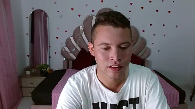 sven fox723 online show from May 16, 1:10 pm
