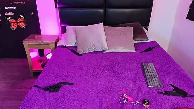 Catalina soul online show from March 11, 2:23 pm