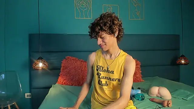 willturneer online show from March 15, 3:45 am