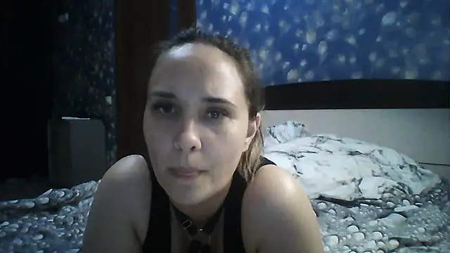Alisa07qw online show from June 3, 3:17 pm