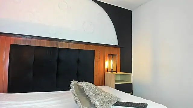 Snapshot of Skinny_Mac chatting on March 27, 1:11 pm Skinny Mac online show from March 27, 1:11 pm