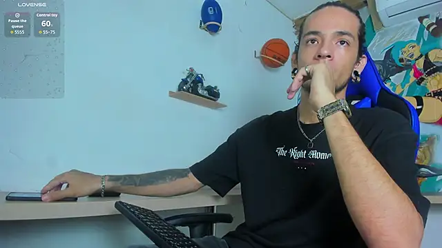 Skinny Mac online show from May 8, 12:43 pm