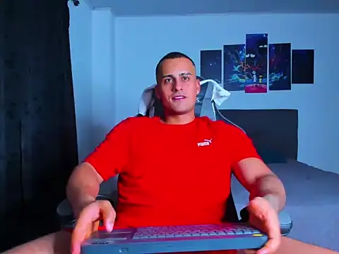 Snapshot of Steve_Dennis chatting on April 2, 1:36 am Steve Dennis online show from April 2, 1:36 am