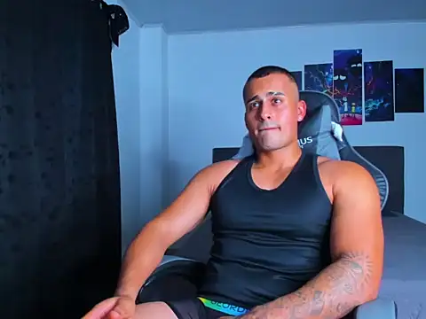 Snapshot of Steve_Dennis chatting on April 2, 11:13 pm Steve Dennis online show from April 2, 11:13 pm