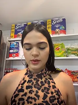 Bella-Ferrer online show from May 15, 5:09 pm