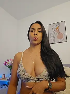 Snapshot of Victoria_Evanss chatting on April 1, 9:12 pm Victoria Evanss online show from April 1, 9:12 pm