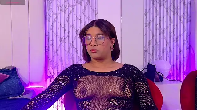 LorenaDuval online show from June 26, 1:54 am