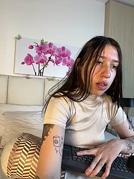 Snapshot of AmberVegaa chatting on March 21, 1:05 pm AmberVegaa online show from March 21, 1:05 pm