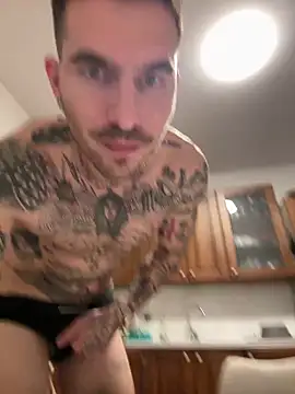 Snapshot of matC_of chatting on March 18, 6:55 pm matC of online show from March 18, 6:55 pm