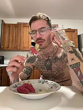 Snapshot of matC_of chatting on March 26, 6:35 pm matC of online show from March 26, 6:35 pm