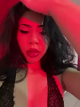 Snapshot of MiaReidd chatting on March 23, 8:18 am MiaReidd online show from March 23, 8:18 am