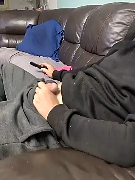 Snapshot of Gaston6666 chatting on March 26, 6:46 pm Gaston6666 online show from March 26, 6:46 pm