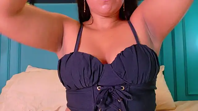 Snapshot of ZoeyMonroe_ chatting on April 17, 11:57 am ZoeyMonroe online show from April 17, 11:57 am