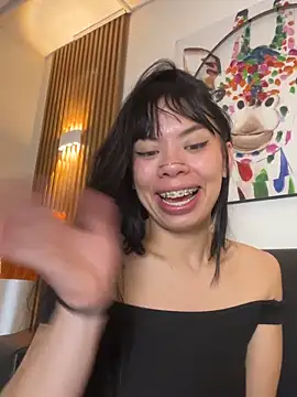 Snapshot of Queen_Chanel_XXX chatting on March 29, 8:09 pm Queen Chanel XXX online show from March 29, 8:09 pm