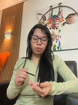 Snapshot of Queen_Chanel_XXX chatting on April 2, 8:17 pm Queen Chanel XXX online show from April 2, 8:17 pm