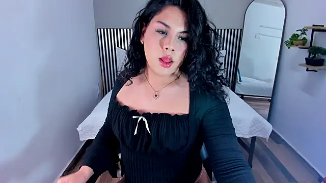 Snapshot of Alisson_Pinkey chatting on April 1, 12:55 am Alisson Pinkey online show from April 1, 12:55 am