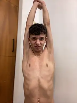 Snapshot of Daniel_Roy chatting on March 10, 1:05 pm Daniel Roy online show from March 10, 1:05 pm