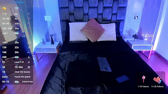 Demetra devill online show from April 1, 4:57 am