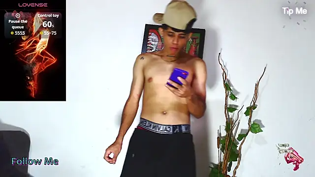 Snapshot of Dark_devil_7777 chatting on March 13, 5:19 pm Dark devil 7777 online show from March 13, 5:19 pm