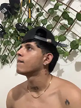 Snapshot of Dark_devil_7777 chatting on March 20, 8:57 pm Dark devil 7777 online show from March 20, 8:57 pm