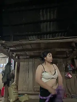 Herbe 01 online show from March 27, 11:21 am