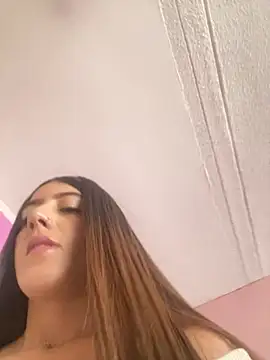 Electra Pinkk online show from May 11, 2:01 pm