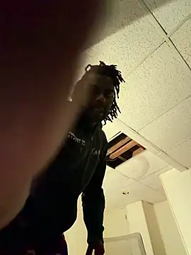 Snapshot of 3l3bbc chatting on March 12, 9:37 am 3l3bbc online show from March 12, 9:37 am