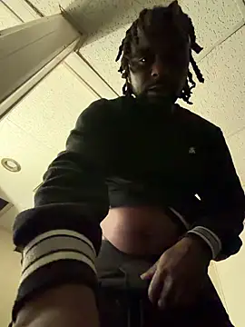 Snapshot of 3l3bbc chatting on April 1, 10:27 am 3l3bbc online show from April 1, 10:27 am