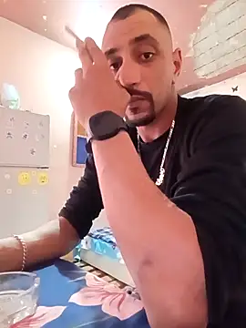 L7assTbabn online show from April 5, 6:05 pm