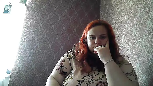 DollyGersonn online show from May 5, 6:10 am