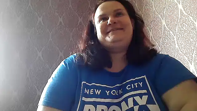 DollyGersonn online show from June 24, 6:45 am