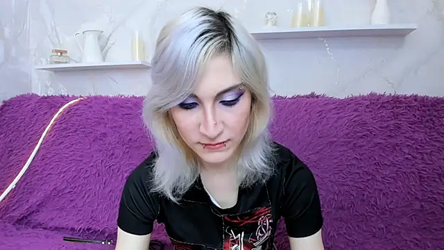 DianaBardot online show from May 4, 3:13 am