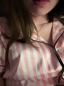 Cum-withyou online show from May 2, 7:52 pm